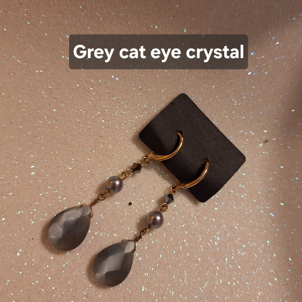 Grey Cat Eye Pearl Dangle earrings Gold